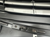 Mazda cx3 новый решётка радиатора решётка  радиатора d10j-50712 + накладка поперечина d10j-50717 Оригинал, фото thumb