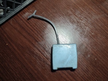 фото thumb №1, Volvo v50 заглушка фаркоп буксирувальний задня 30678001