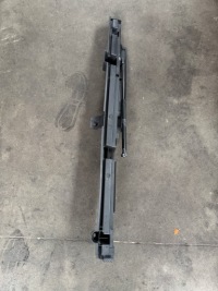 фото thumb №1, Volvo v90 напрямна напрямна багажника права 31377750