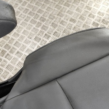 фото thumb №8, Toyota sienna xl40 iv 2020 сидіння задній