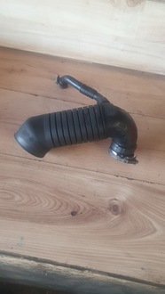 фото thumb №1, Труба повітропровід 8d0129615 passat b5