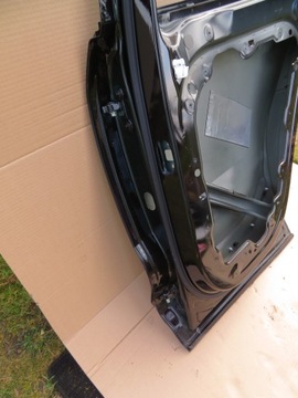 фото thumb №13, Volvo c40 двері праві задні зад