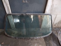 Купити Скло задня задній mercedes w123 sedan, фото thumb