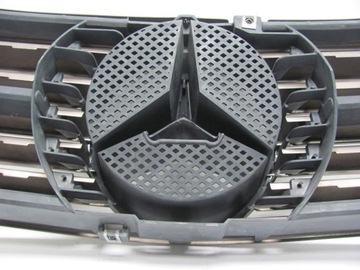 Решетка радиатора Mercedes R129 SL Grill до рестайлинга