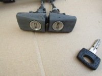 19 mercedes w124 85-89 замок зажигания 2x вкладка замка дверь 1 ключ комплект Киев, фото thumb