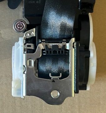 фото thumb №11, Vw tiguan 3 2024-2025 ремни безопасности 571857705c+571857706c oem