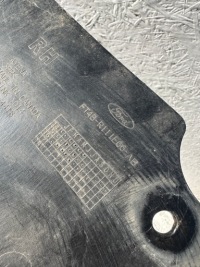 фото thumb №3, Edge mk2 захист підкрилок правий задня ft4b-r111l66-ab