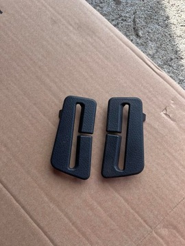 фото thumb №1, Nissan qashqai j11 заглушка ременя зад 878344ea0a ліва права