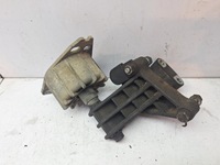 фото thumb №1, Alfa romeo 147 00-04 лапи кронштейн крепление коробки 1.6 16v