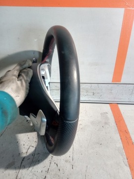 фото thumb №7, Mercedes w117 cla кермо шкіра пелюстки