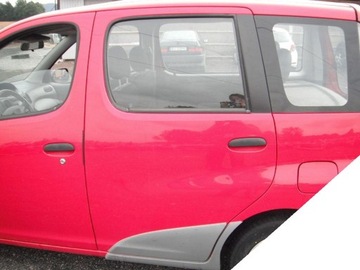 фото thumb №1, Toyota yaris verso 99-05 двері ліві задні - голий