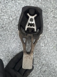 фото thumb №6, Кронштейн подушка двигуна combo e iv berlingo iv partner iv 9811786680 1.5 hdi