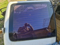 фото thumb №1, Скло двері орних лівий задня mercedes vito w638