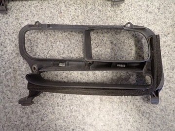 фото thumb №5, Avensis t25 02-05 решётка передняя левая lub правая