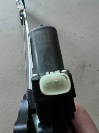 фото thumb №4, Suzuki swift mk8 подъемник стекло правый перед