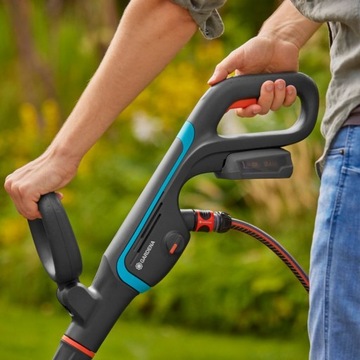 Аккумуляторная щетка для террасы Gardena AB Patio 14841-55