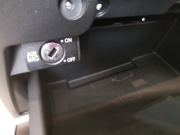 фото thumb №8, Бардачок пассажира 1p1857103 seat leon ii