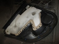 Opel astra iv j обивка обшивка дверь задний  правый 13258680 в Украине, фото thumb