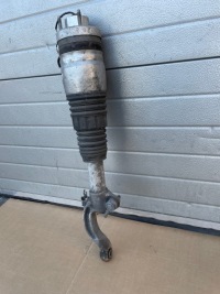 фото thumb №1, Maserati levante амортизатор левый перед уровень 06700374370