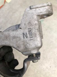 Кронштейн полуось mazda дизель 150831n Оригинал, фото thumb