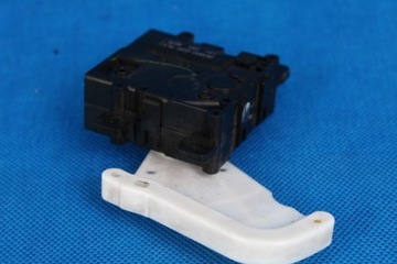 МОТОР ОБОГРЕВАТЕЛЯ LEXUS NX300H 063800-2031 2015 г.