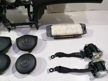 фото thumb №7, Mercedes glc w253 панель консоль подушка безопасности ремни