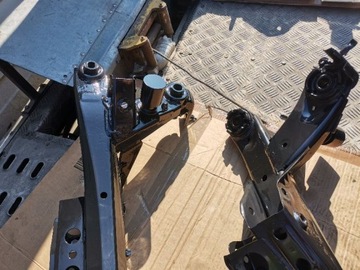 фото thumb №11, Тележка подвешивание подрамник балка колыбель зад toyota avensis t25 оригинал рама