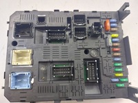 фото thumb №6, Citroen c5 2009 рамка / модуль предохранителей