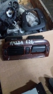 фото thumb №1, Решётка обдув mazda 626