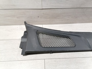 фото thumb №6, Macan панель під лобовим склом 95b819447d