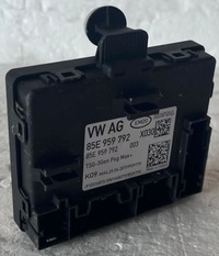 фото thumb №1, Модуль дверь 85e959792 audi