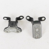 фото thumb №1, Петли дверь левый задняя toyota c-hr ii prius iv camry auris yaris 3 aygo x