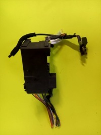 фото thumb №1, Модуль напряжения аккумулятор 9666527580 peugeot 3008 i 12r