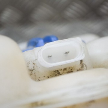 фото thumb №6, Volkswagen touareg ii 2012 бак расширительный охлаждающая жидкость