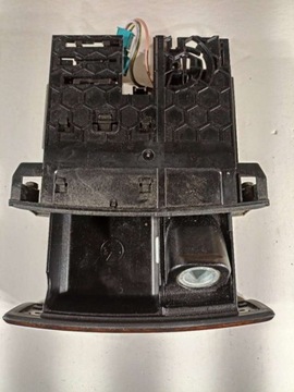 фото thumb №1, Пепельница mercedes ml w164 r2010