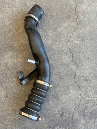 фото thumb №1, Ferrari f8 tributo левая труба интеркулер 200566