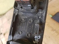 фото thumb №3, Кнопка закривання кришки peugeot оригінальний номер