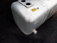 фото thumb №8, Mercedes бак пального 390l + гідравліка 130l