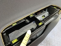 фото thumb №5, Volvo v50 s40 ii оббивка двері перед права