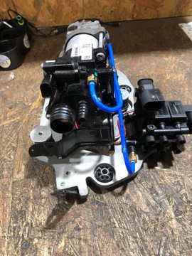 фото thumb №13, Компресор підвішування rolls royce 6896572