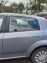 фото thumb №1, Fiat grande punto дверь левый задняя