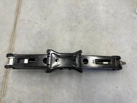 фото thumb №9, Домкрат подъемник audi q5 80a оригинал идеальный 80a011031a