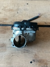 фото thumb №1, Дросельна заслінка peugeot 308 ii 1.5 hdi 9807238580-00