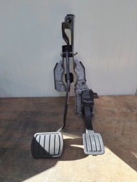 Купити Педаль гальма зчеплення peugeot 308 2 2 6c3043g, фото thumb