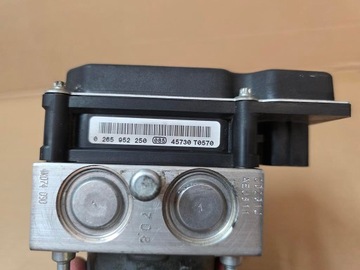 POMPA ABS OPEL CORSA D 0265252688 13442015 AVT 0265952250 (18)