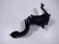 фото thumb №1, 9824262180 педаль сцепления peugeot 2008 ii