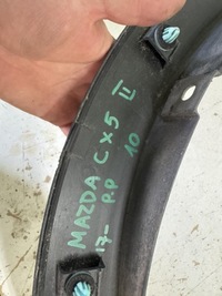 фото thumb №9, Молдинг na крила правий перед mazda cx 5 ii 17-