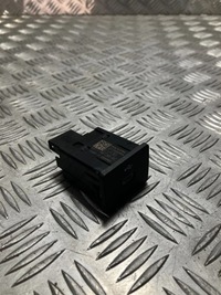 фото thumb №1, Port разъём usb ford puma ii mk2 19- m1tt-14f014-ac