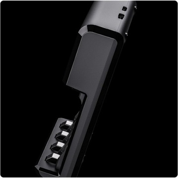 ŁADOWARKA AKUMULATORKÓW BATERII AAA AA R3 R6 USB C MICRO + 4x AAA 800 mAh