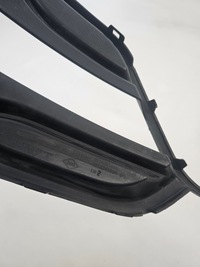 фото thumb №16, Renault megane iii 3 рестайлінг 2013 - 2016 решітка бампера перед лівий 261a32193r